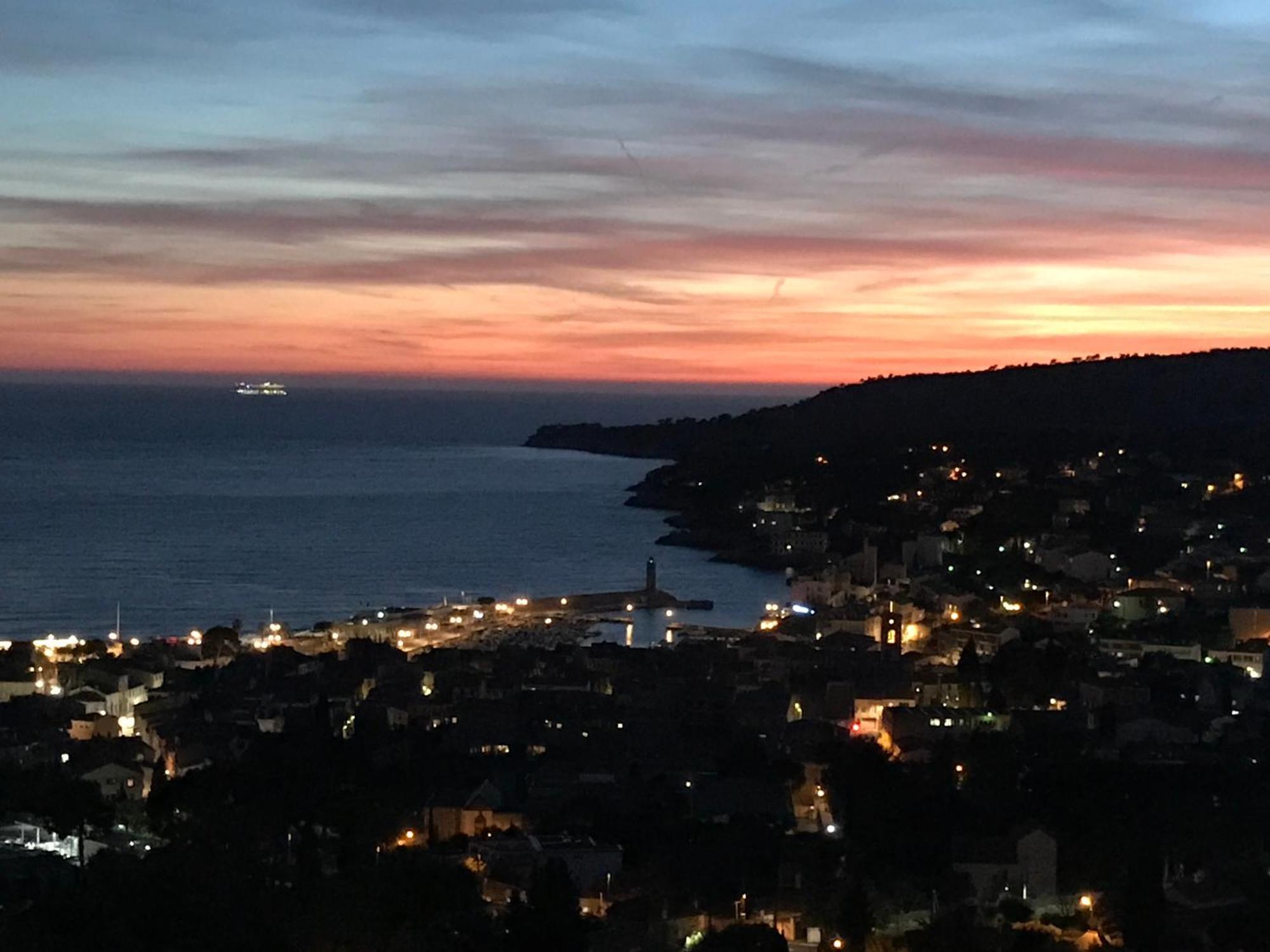 T2 A Cassis Vue Mer De Reve Exteriér fotografie